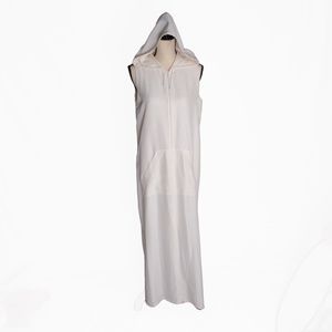 Dana Buchman Silk Hooded White Robe